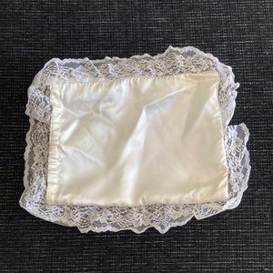 Vintage 1989 white silky lace trimmed draw string bridal pouch